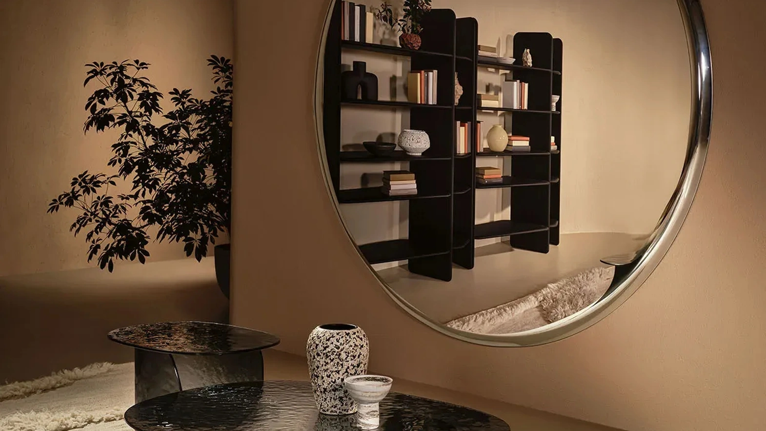 Halo Mirror with glass frame by Nature Design