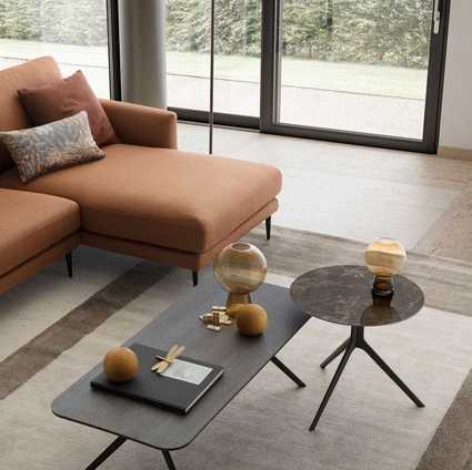 Silky rectangular coffee table in grey oak by Le Comfort