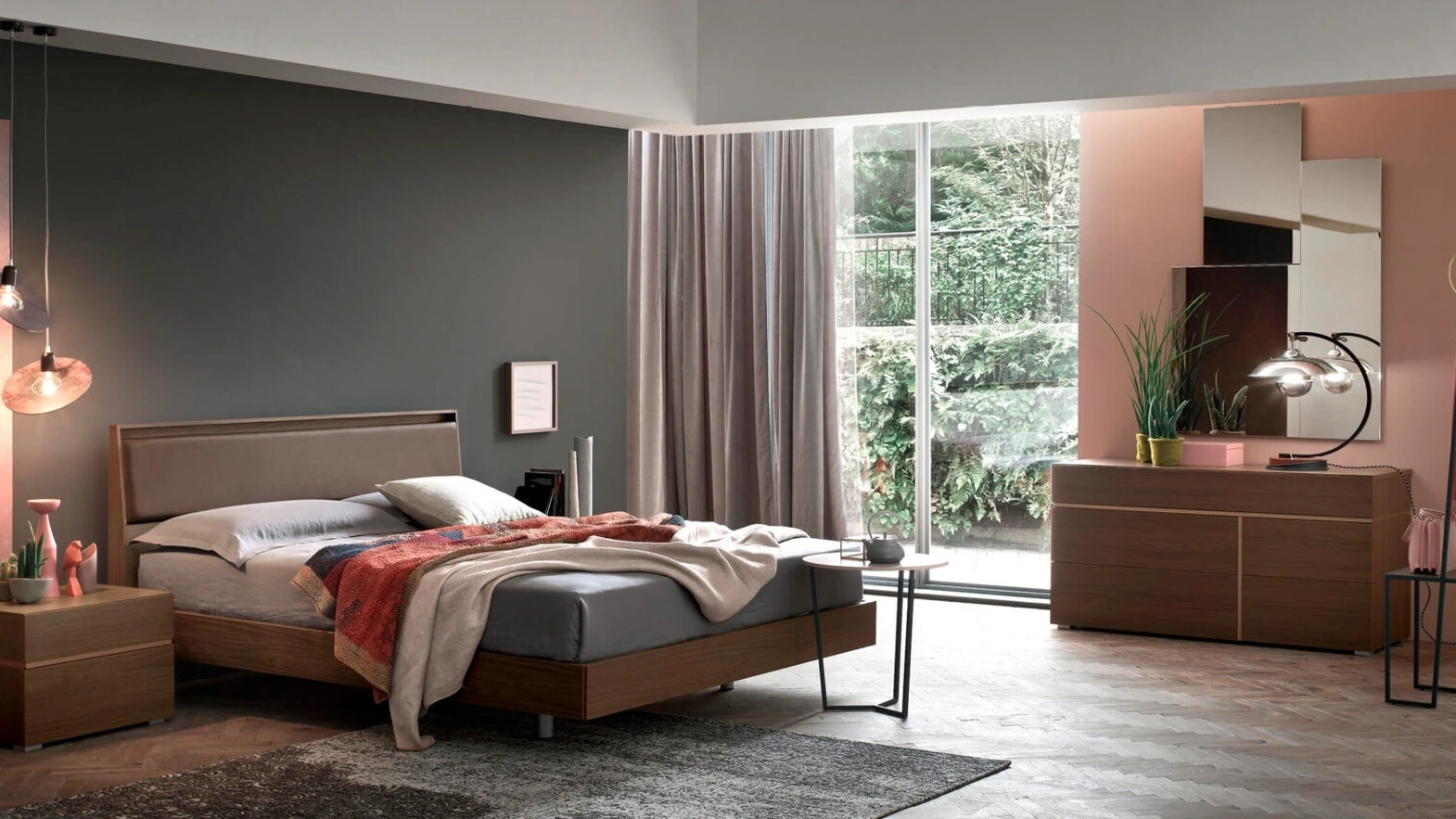 Aida upholstered panel wooden bed by Maronese