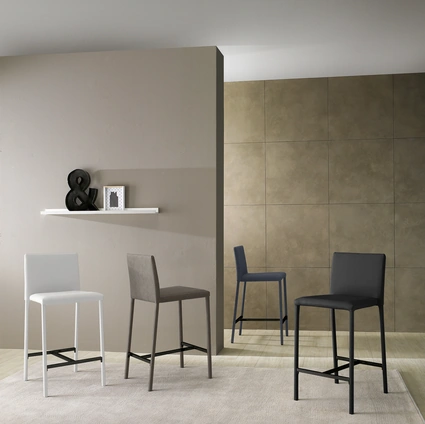 Kids Atelier Leather Stool by Zamagna