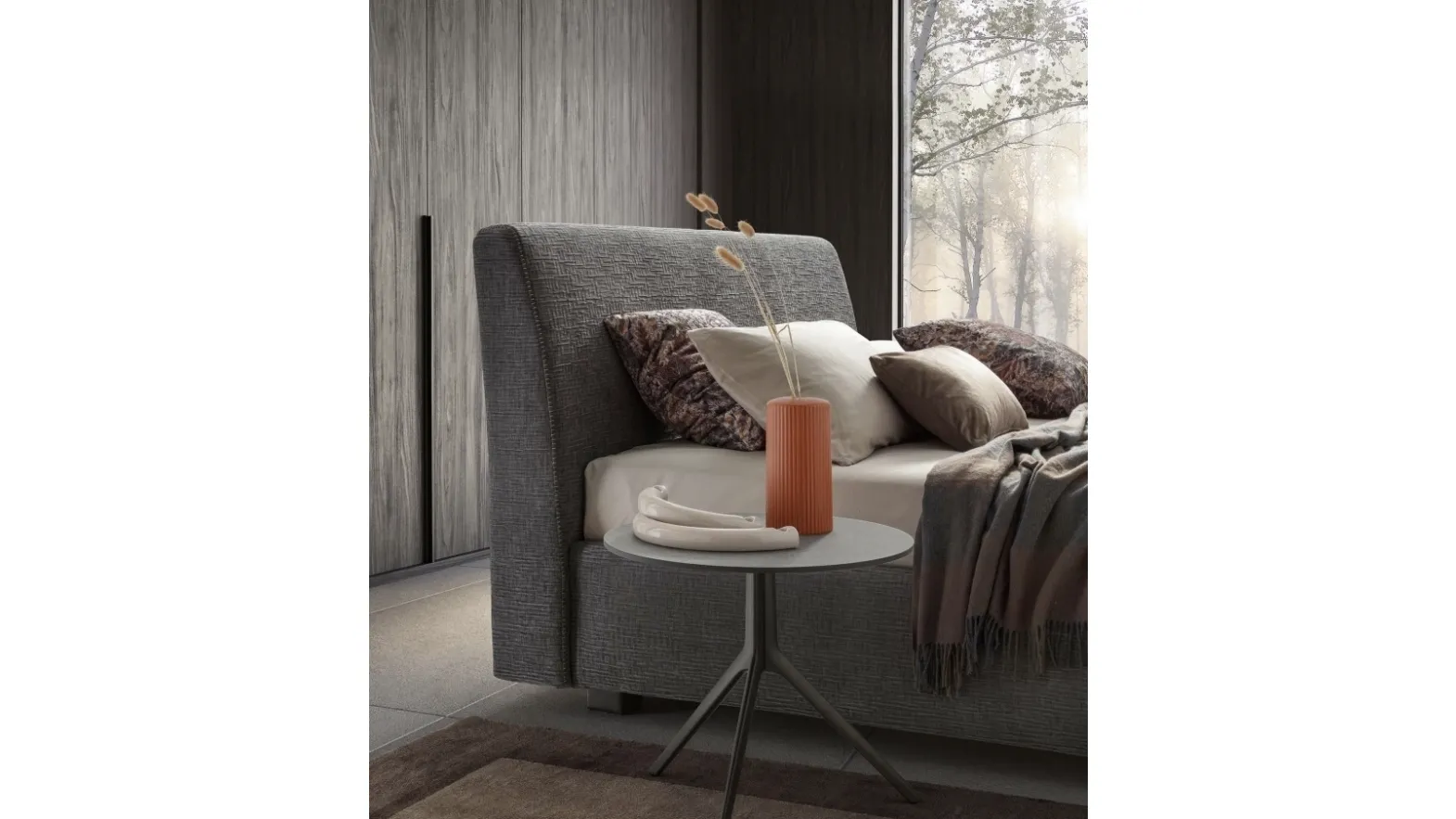 Storage bed Break by Le Comfort.