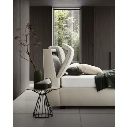 Bed with storage Inside by Le Comfort.