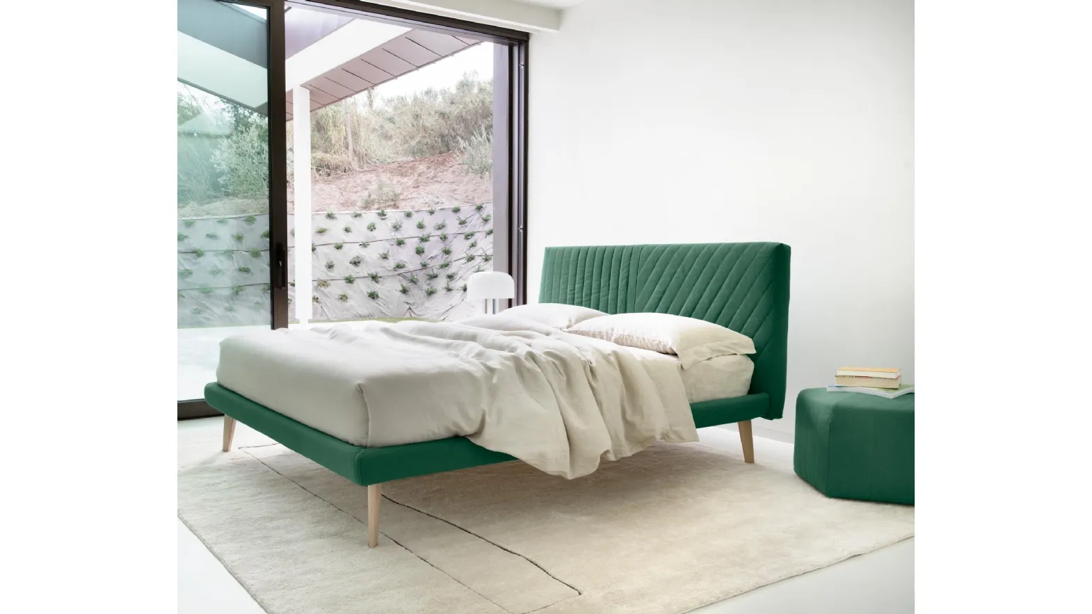 Kira bed by Noctis