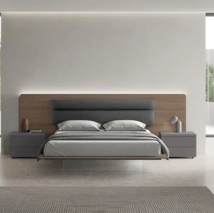 Leonardo bed with headboard by Tomasella