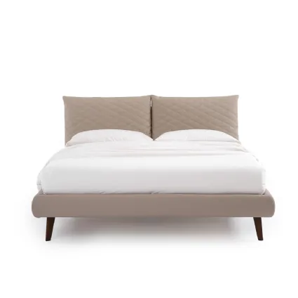 Quilted headboard bed So Regular by Noctis.