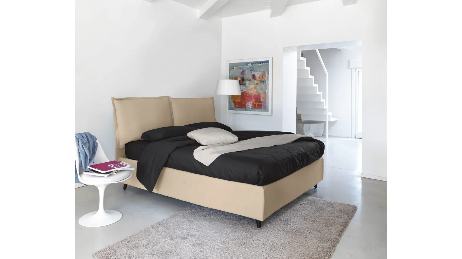 Padded bed Vera by Noctis.