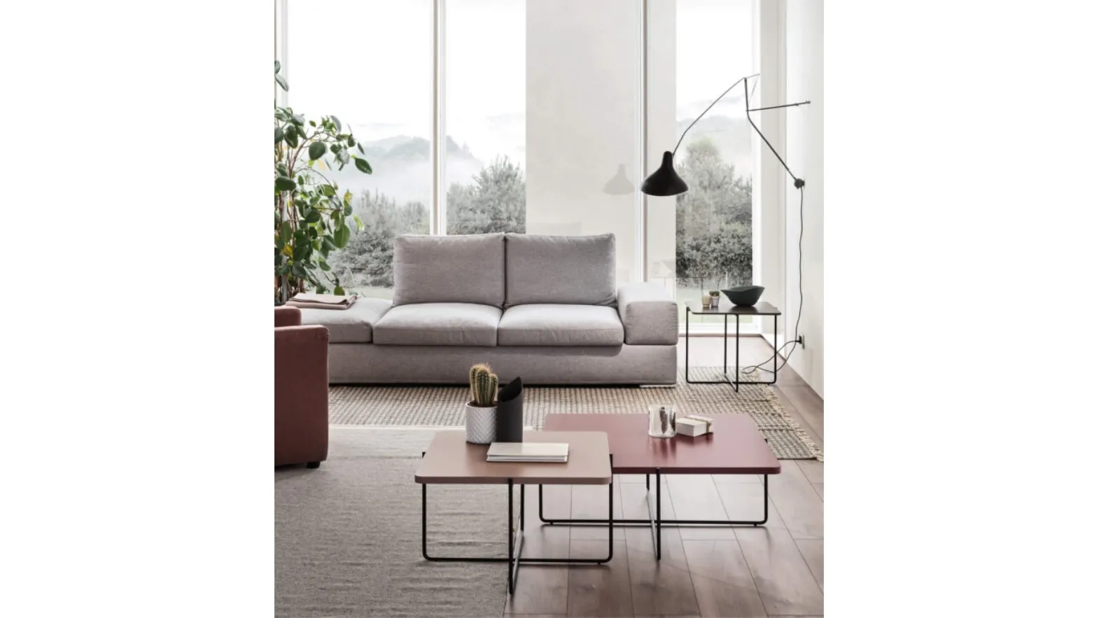 Even coffee table by Maronese