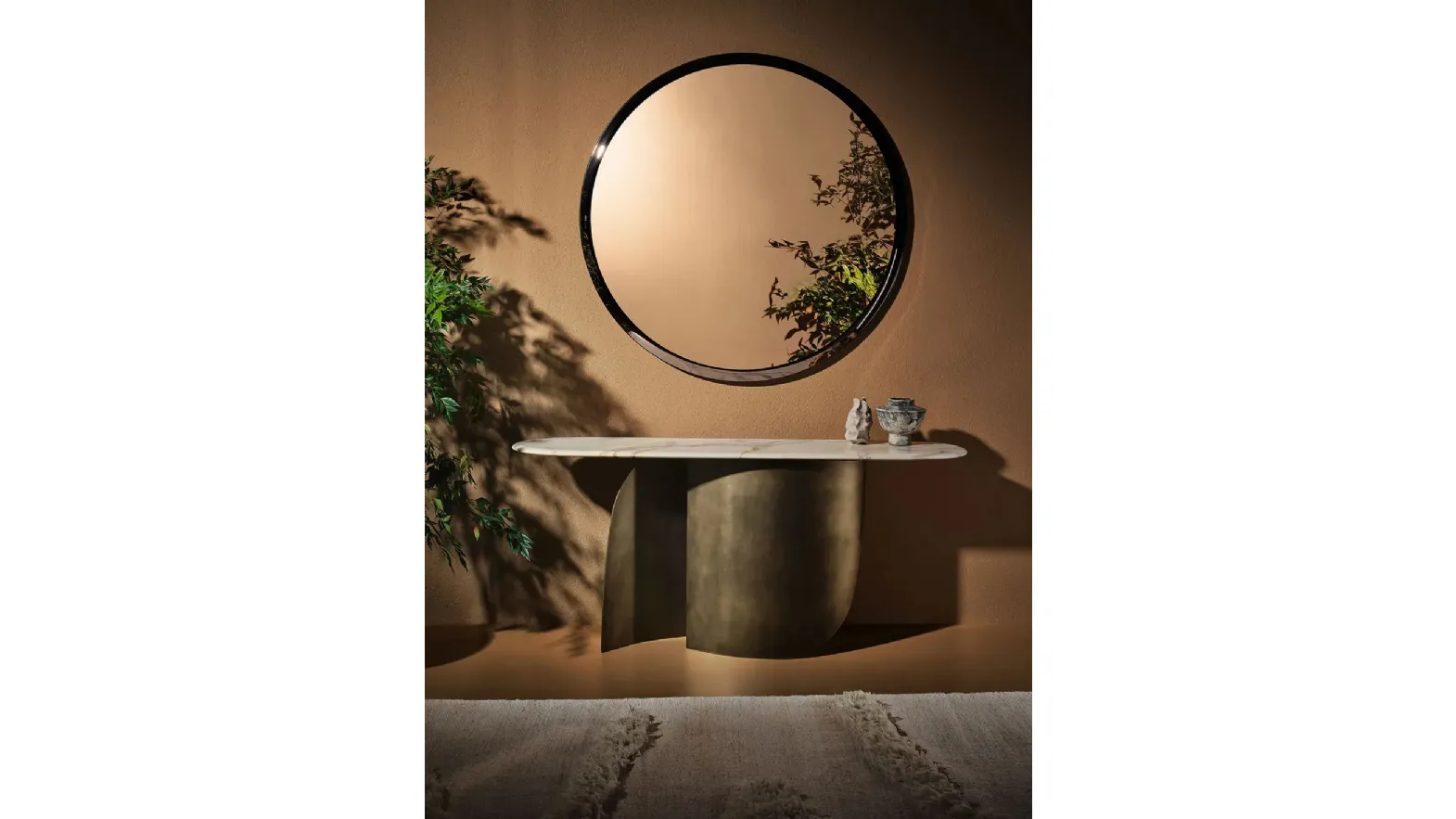 Halo Mirror with glass frame by Nature Design