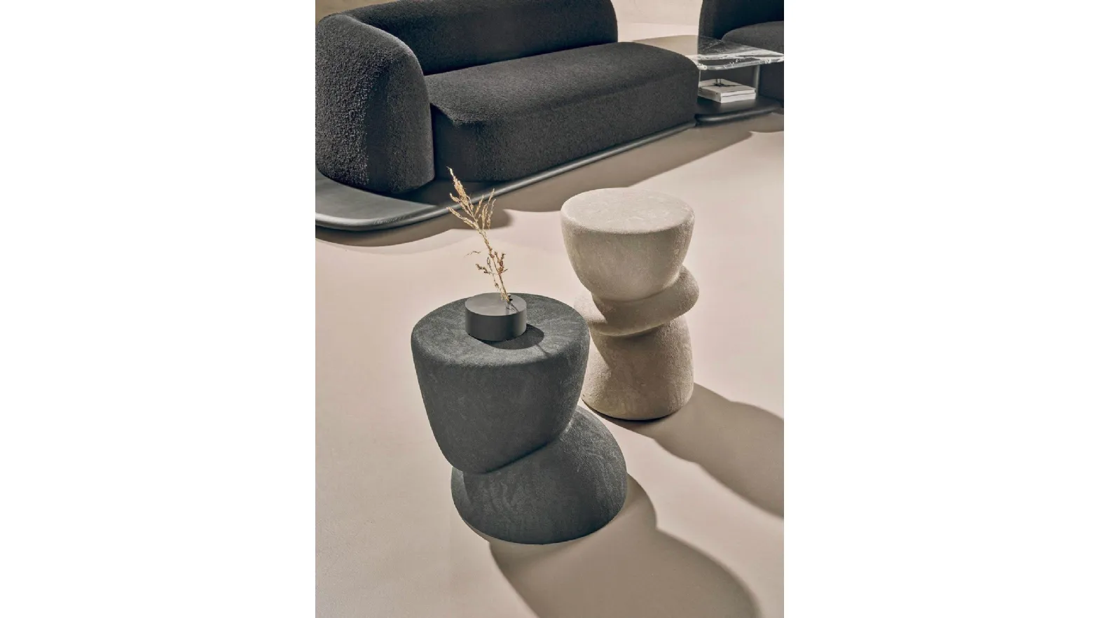 Ovoo coffee table in porcelain stoneware by Nature Design