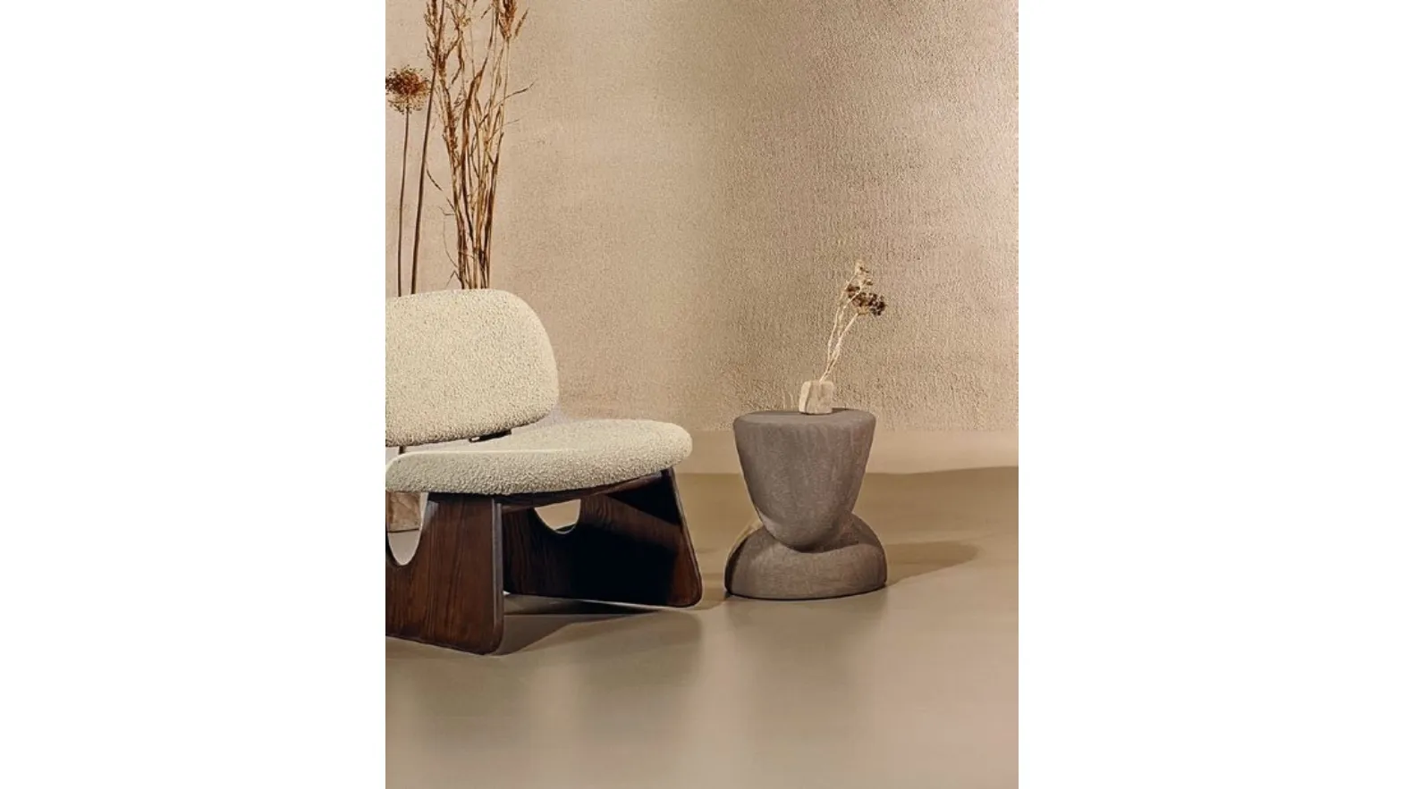 Ovoo coffee table in porcelain stoneware by Nature Design