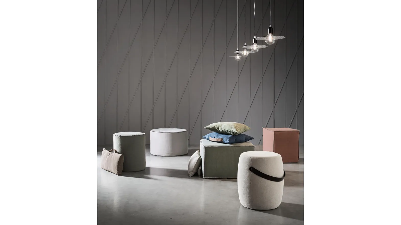 Round Thubo pouf by Maronese