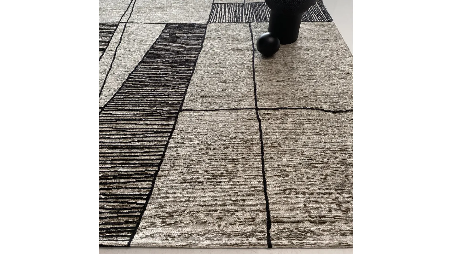 Klee carpet by Adriani and Rossi.