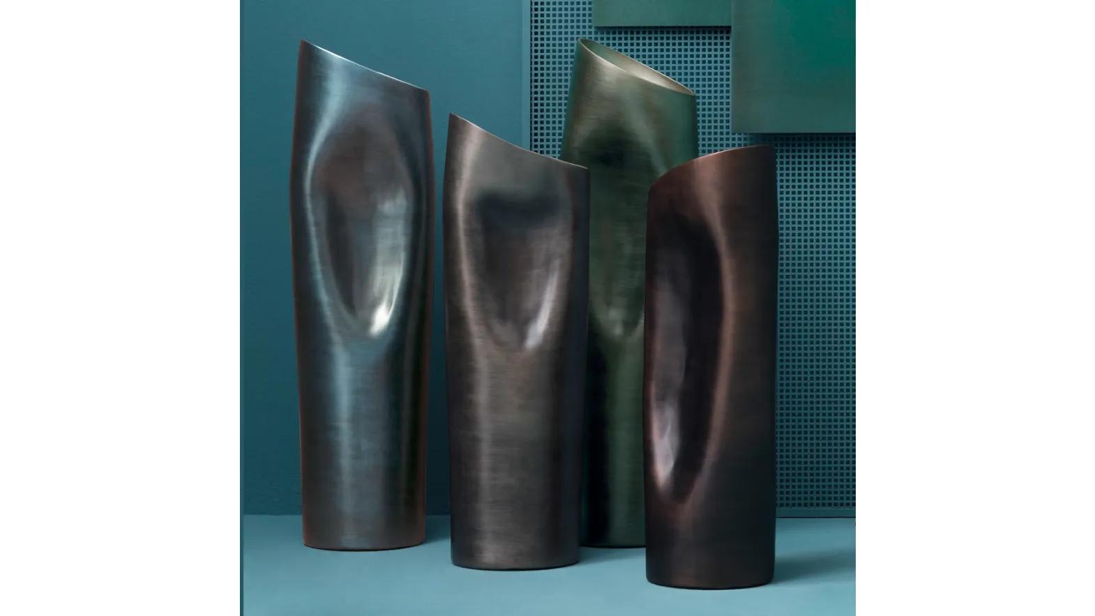 Florence vase by Adriani and Rossi