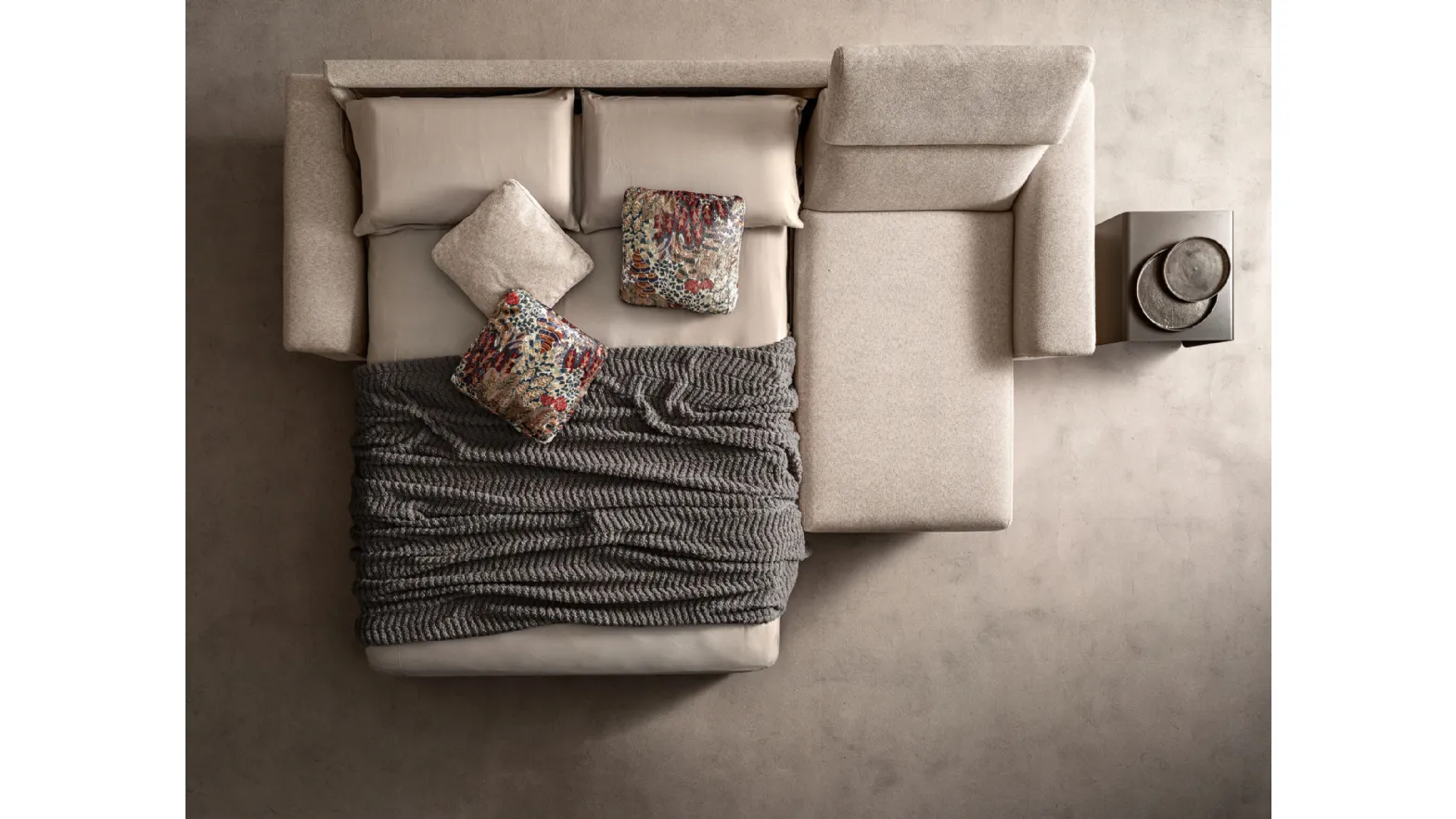 Convertible sofa bed with chaise longue Target by Samoa.