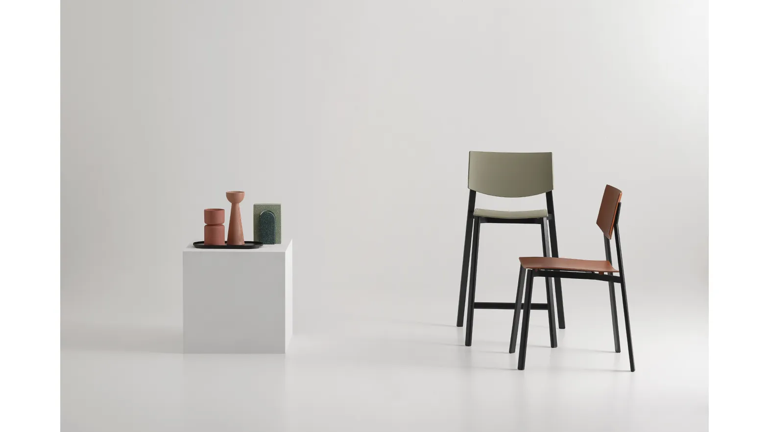 Beba stool by Pointhouse