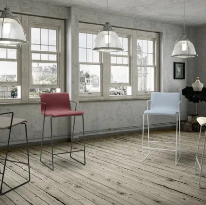 Fluid/C Stool by Zamagna