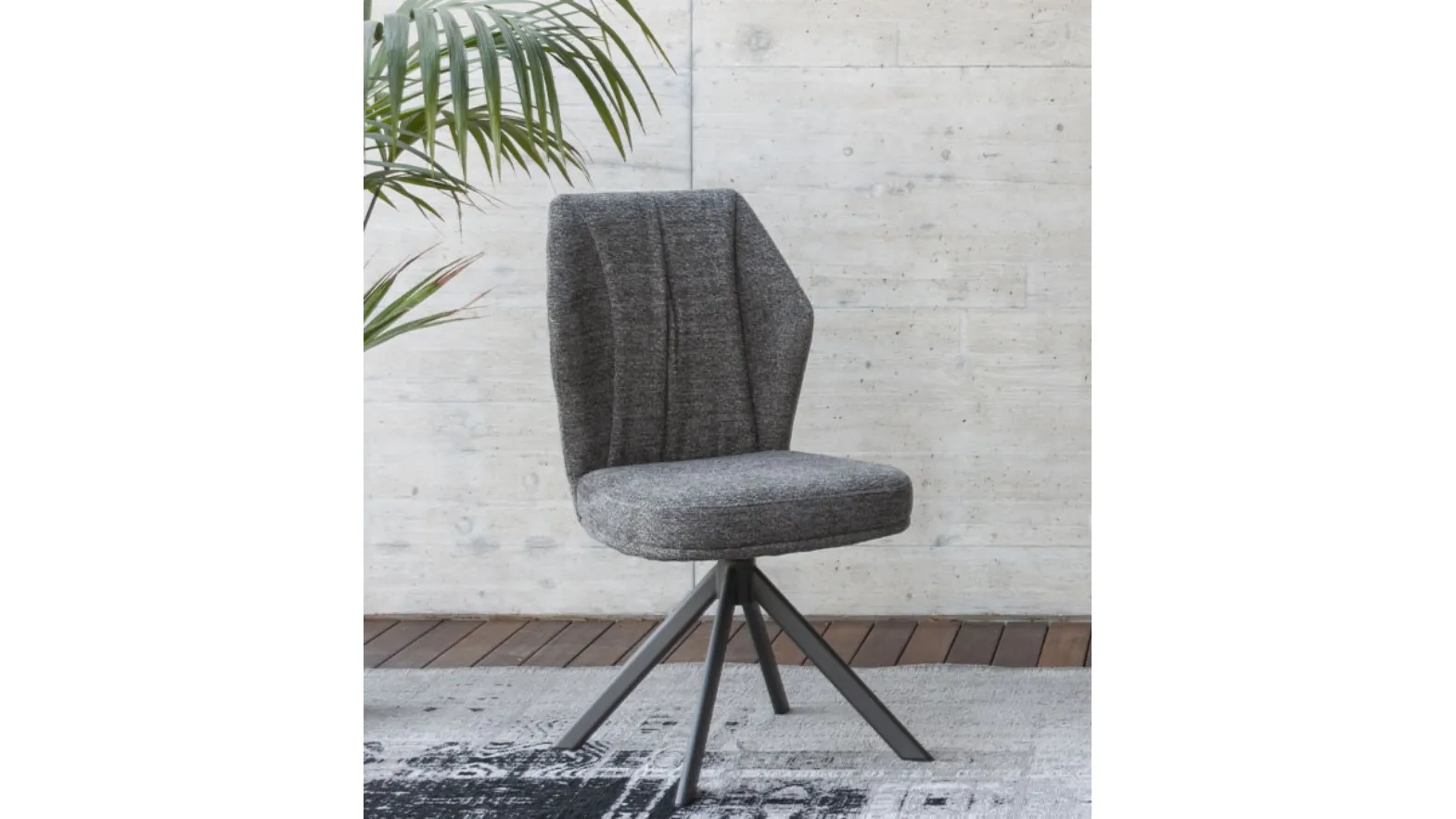 Mirabel chair in padded fabric by Altacom