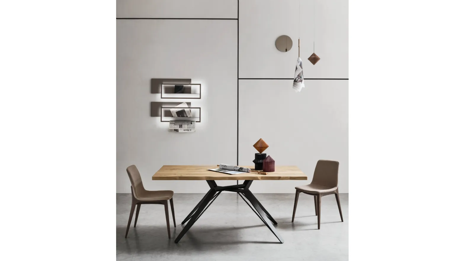 Planet table by Maronese