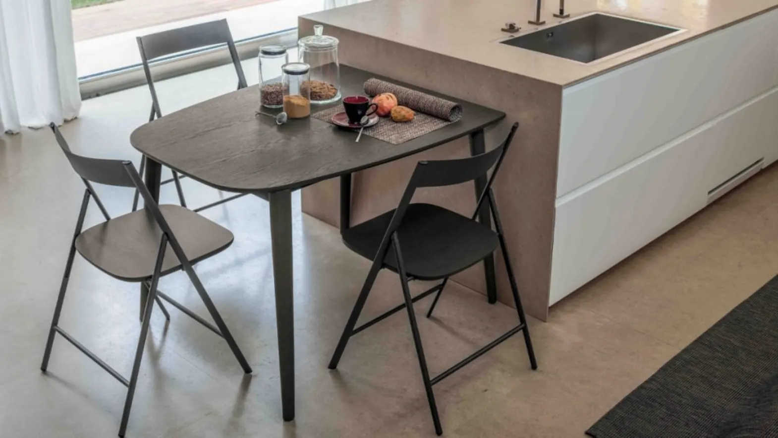 Ribot Wood extendable table by Altacom