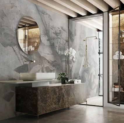 New Romantic wallpaper by Adriani and Rossi