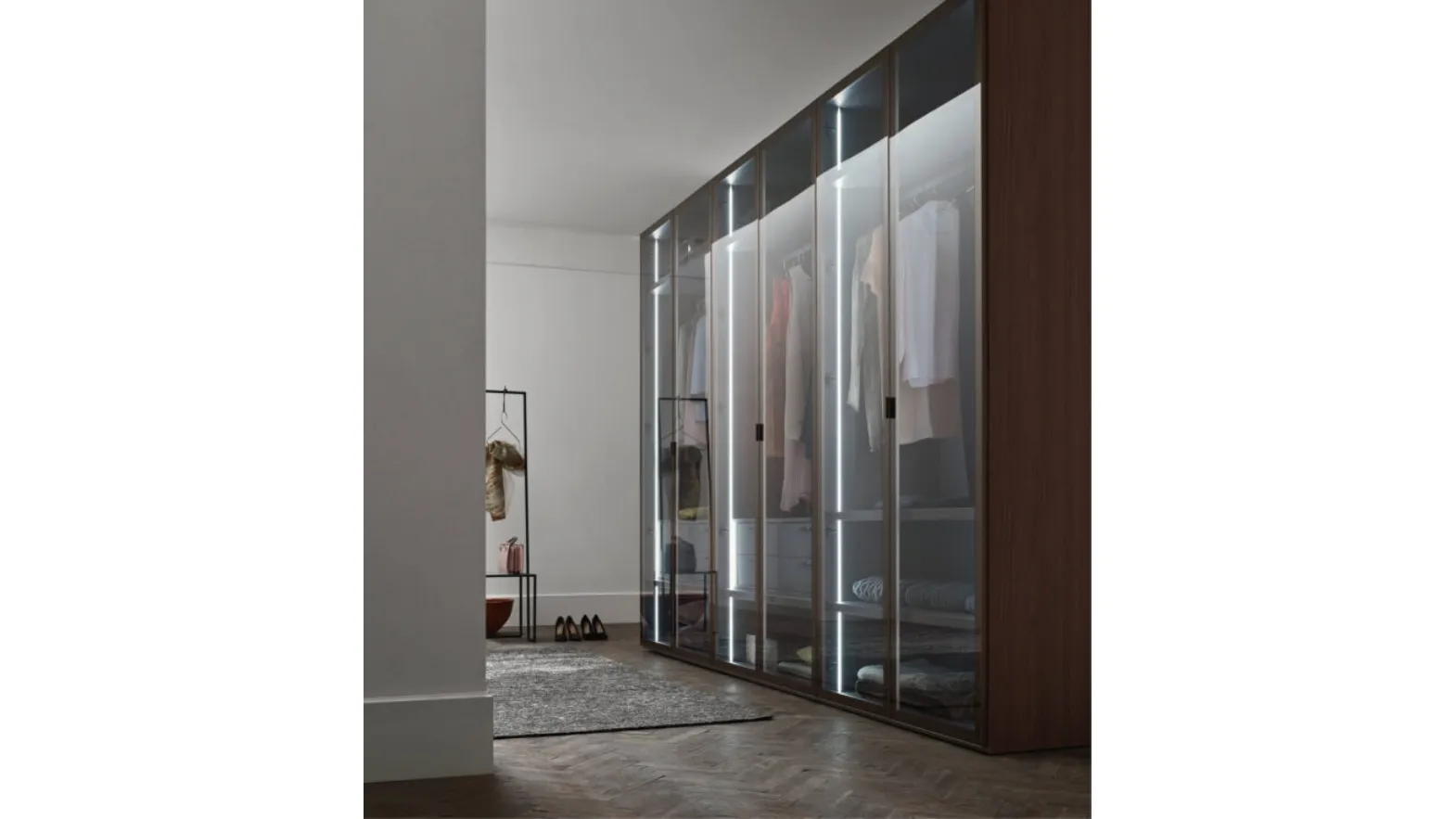 Glax hinged door wardrobe by Maronese