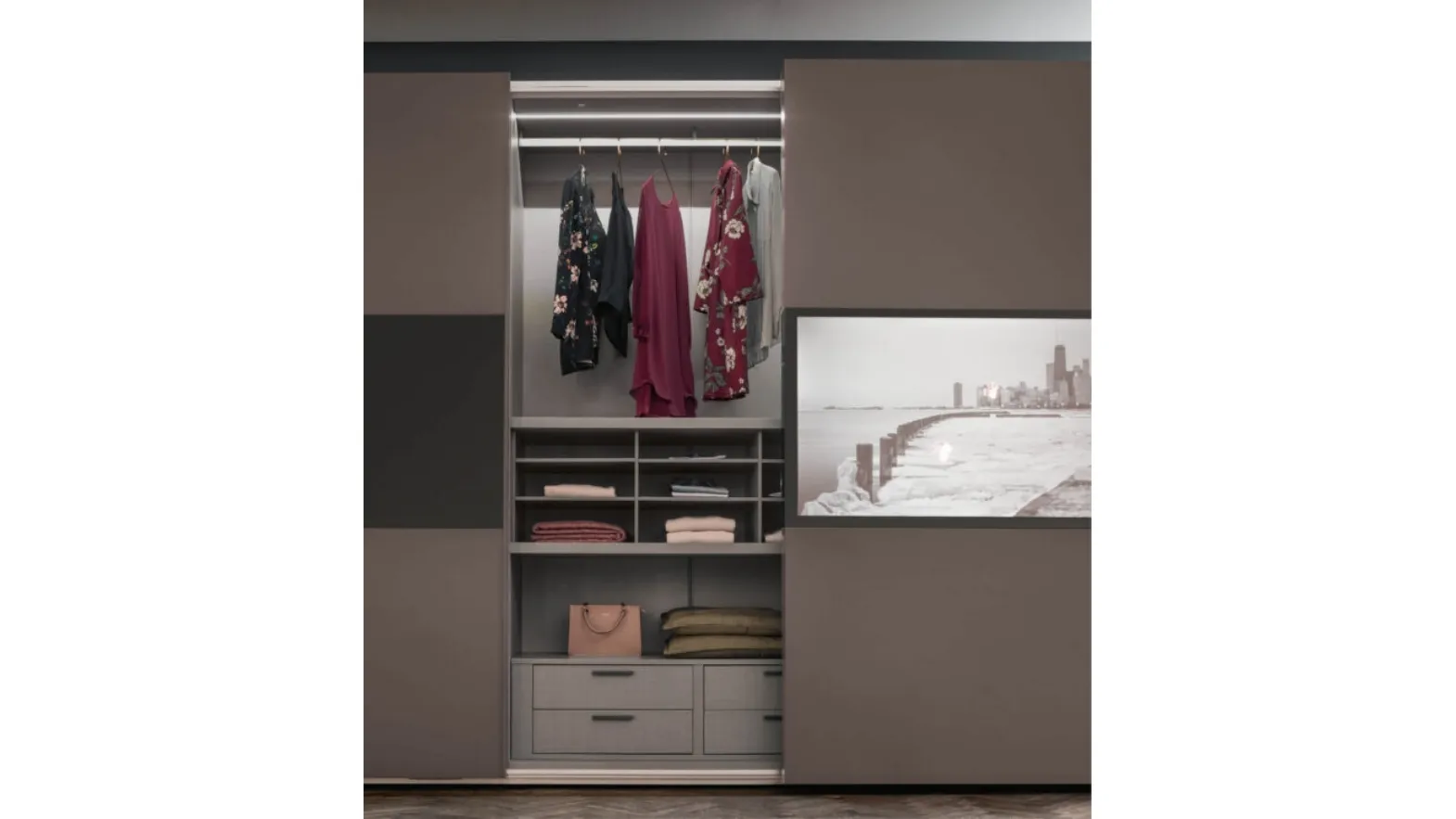 Wardrobe with TV Planblog3 by Maronese