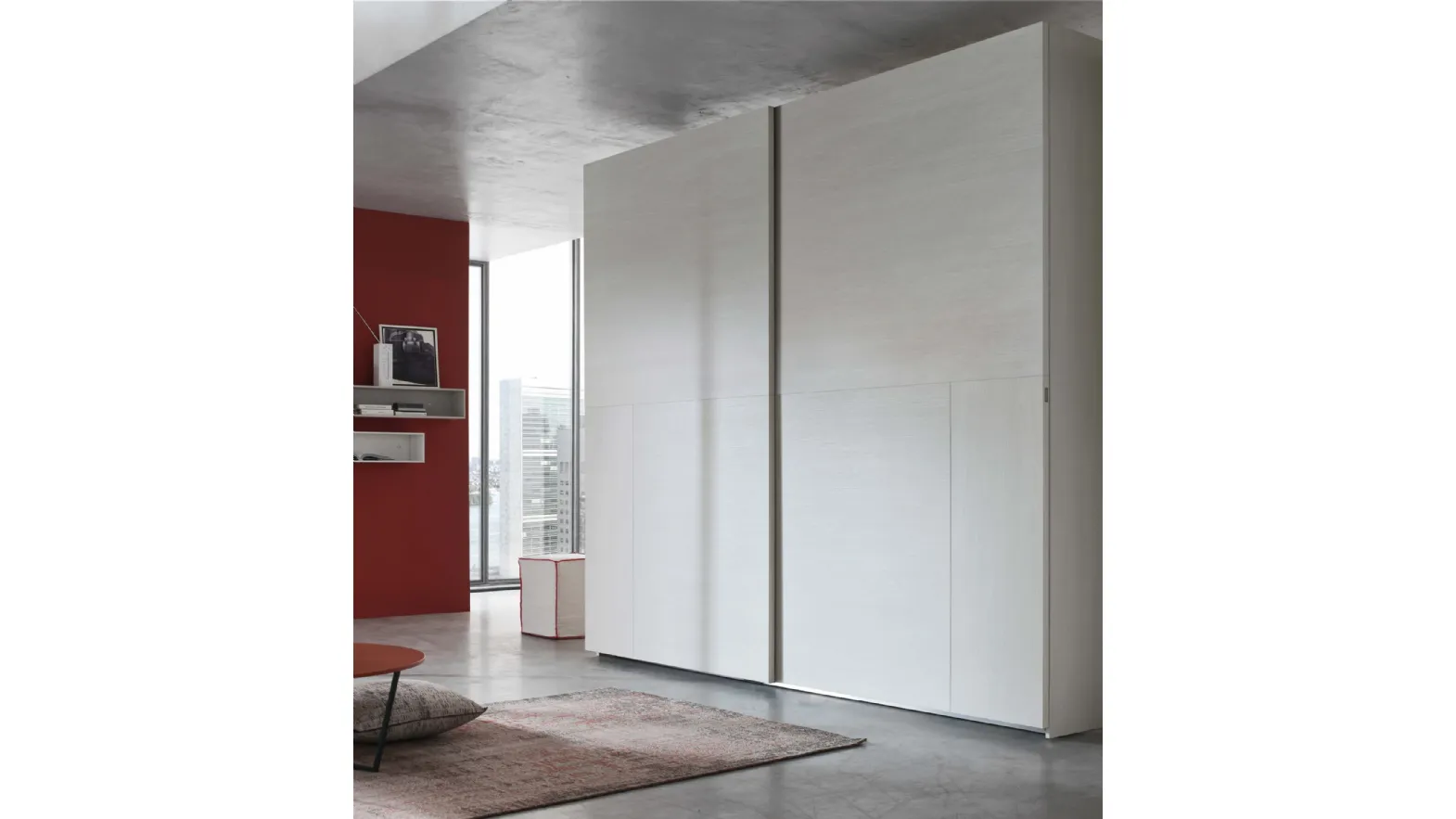 Wardrobe with Royal sliding door by Maronese.