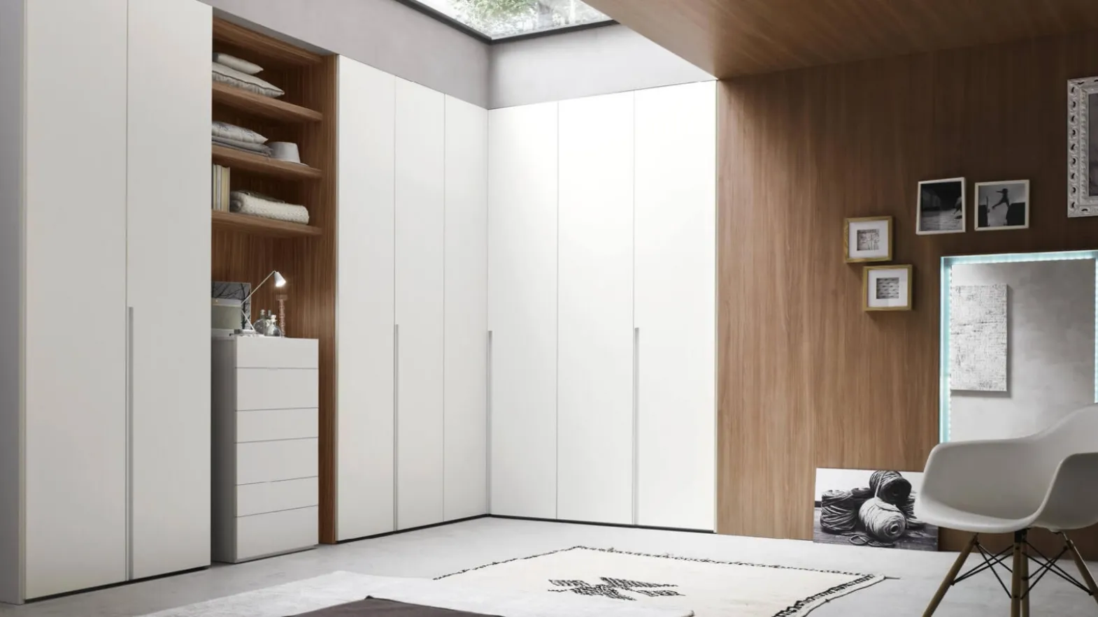 Step Mid Wardrobe with Maronese Hinge