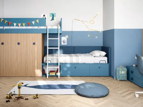 Bedroom with 2 bunk beds, drawers and Kids space 12 wooden wardrobe by Nidi