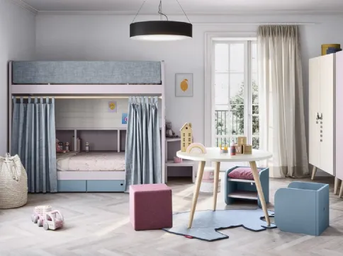 Bedroom with 2 bunk beds on chest of drawers and 2 wardrobes on wooden legs Kids space 14 by Nidi