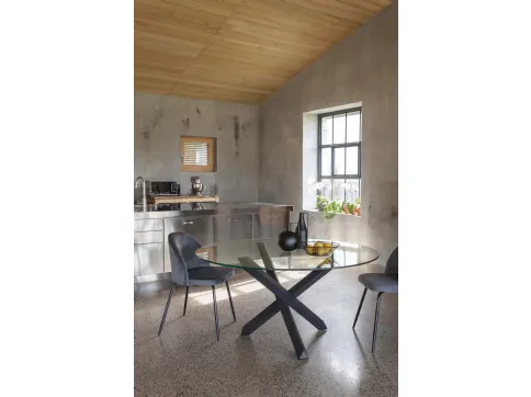 Lapis round table in transparent tempered glass with base in graphite-stained solid Beech by La Seggiola