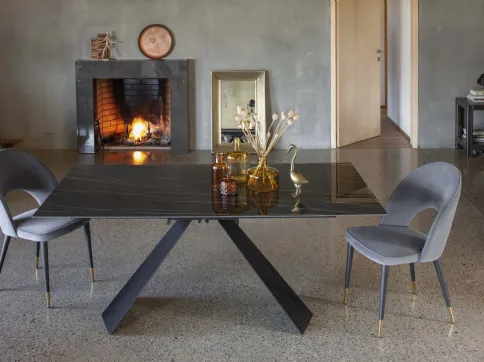 Ragnar Rectangular table in glossy ceramic glass with black painted metal base by La Seggiola